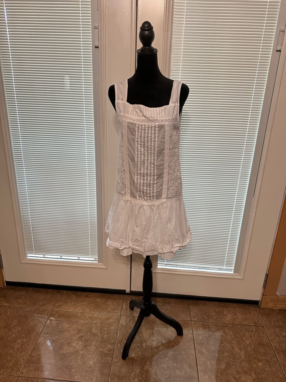 White Lace Trim Cotton dr